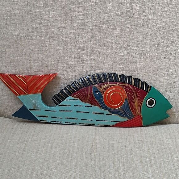 Mexican Folk Art Hand Painted Hand Carved Wooden Fish Artist Signed Shelf Sitter - Picture 2 of 8